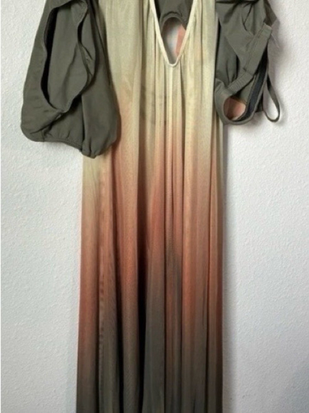 10th Sleeveless Ombre Modern costume pant suit in Olive and Tan with crop/ botto